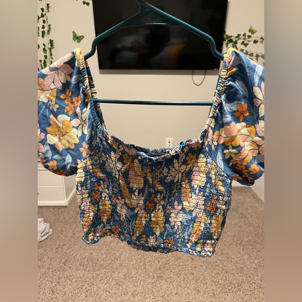 cropped aerie floral top